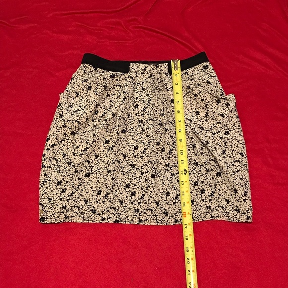 Super Trash New with Tags Floral Neutral Silk Mini Skirt - Picture 3 of 10
